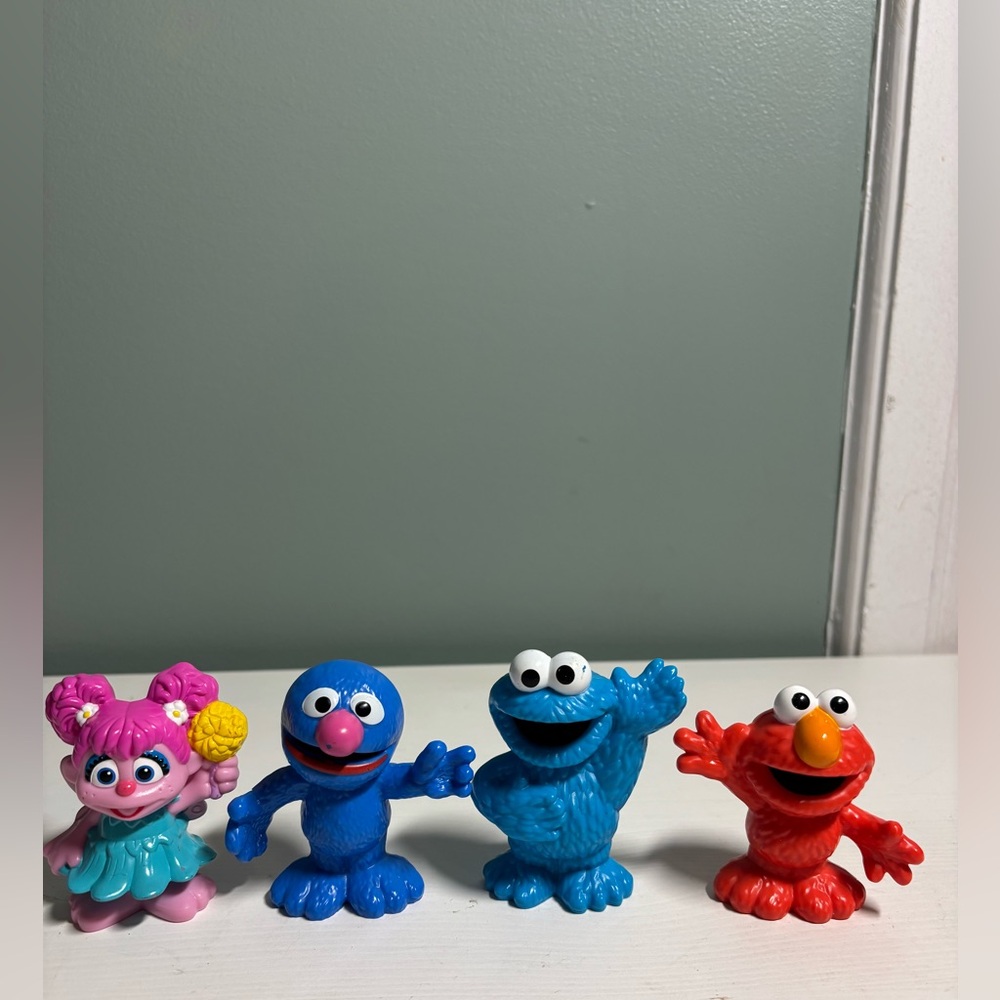 4 Sesame Workshop Sesame Street Characters Figures 2013 2014 Hasbro Elmo